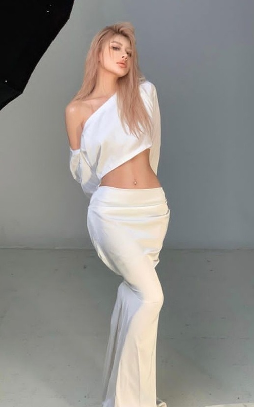 Descubre la Pasión de la Solitaria Ardiente en Bilbao 1 Mis Fotos